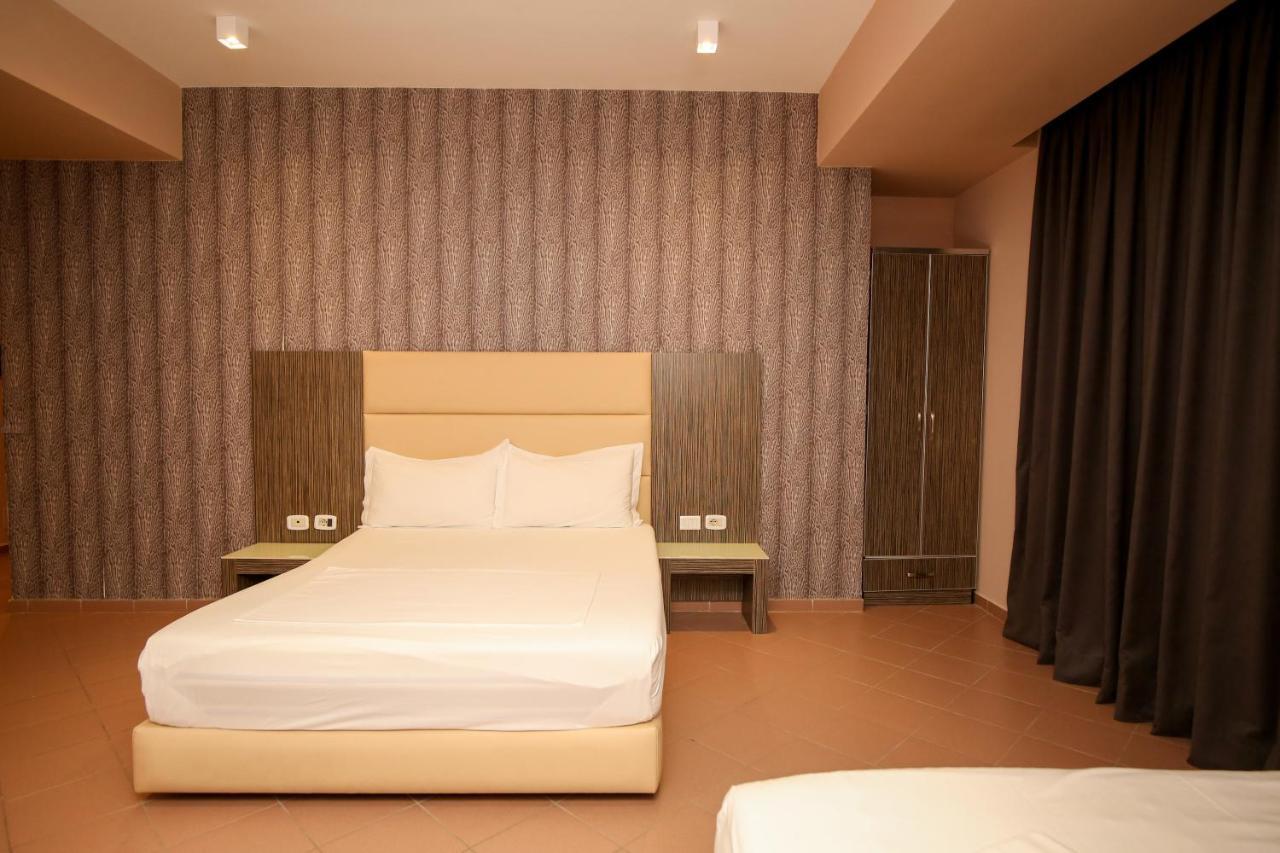 Hotel Aliko Vlorë Εξωτερικό φωτογραφία